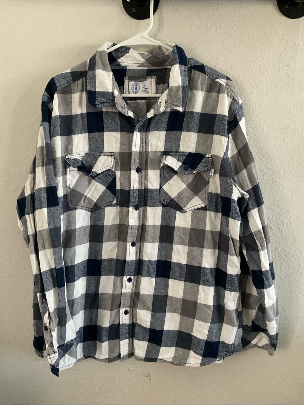 Hurley Navy Gray White Plaid Button-Down Shirt